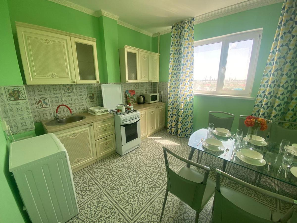 2 Комнатная Квартира В Атырау С Бесключевым Доступом Atyrau Luaran gambar